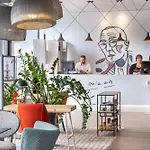Hotel Litteraire Alexandre Vialatte, Bw Signature Collection
