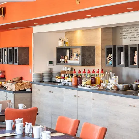 Litteraire Alexandre Vialatte, Bw Signature Collection Отель