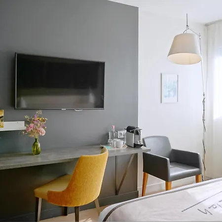 Litteraire Alexandre Vialatte, Bw Signature Collection Отель