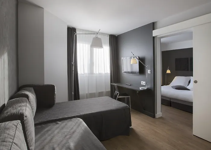 Litteraire Alexandre Vialatte, Bw Signature Collection Отель