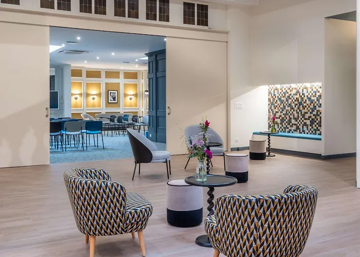 Litteraire Alexandre Vialatte, Bw Signature Collection Hotel