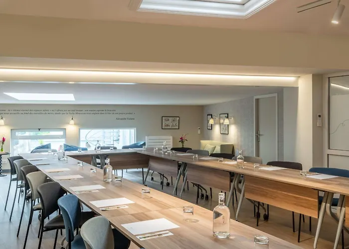 Hotel Litteraire Alexandre Vialatte, Bw Signature Collection