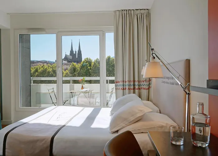 Отель Litteraire Alexandre Vialatte, Bw Signature Collection 4*