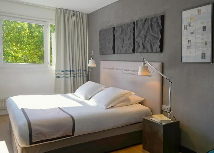 Litteraire Alexandre Vialatte, Bw Signature Collection 4* Клермон-Ферран