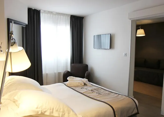 Litteraire Alexandre Vialatte, Bw Signature Collection Hotel